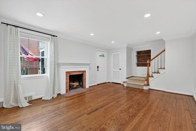 Foto del edificio - 3004 Marshall St