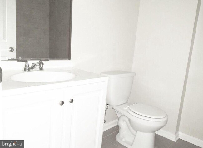 Foto del edificio - 3922 Woodhue Pl