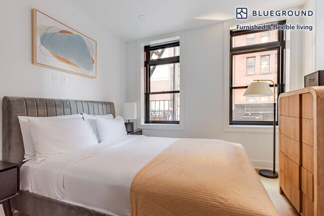 Foto del edificio - 307 W 39th St