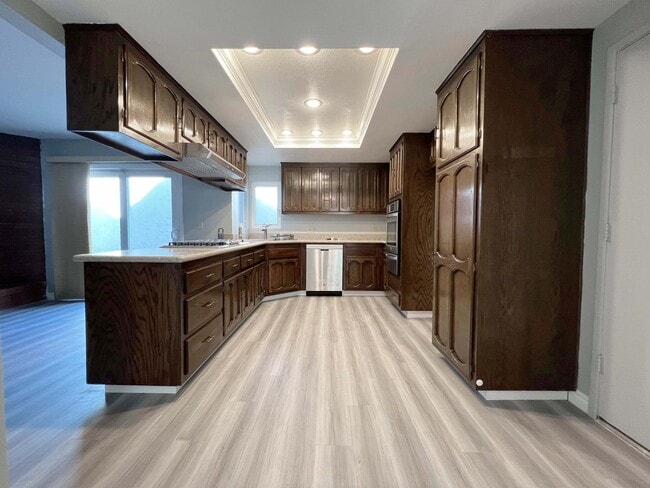 Building Photo - 20433 Pacific Dr