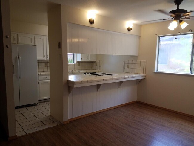 Foto del edificio - 1463 E Millard Way