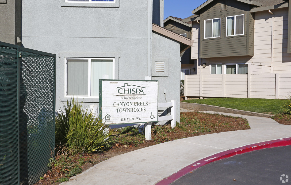 Foto del edificio - Canyon Creek Townhomes