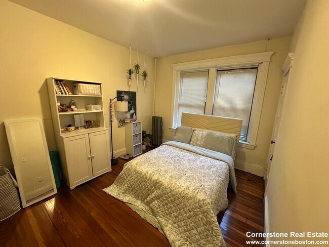 Foto del edificio - 65 Burbank St