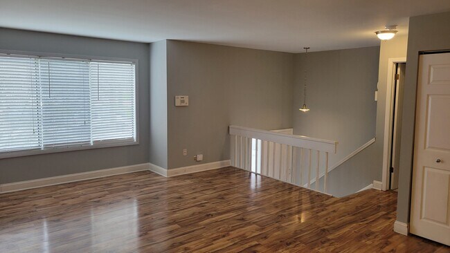 Building Photo - 441 Park Ridge Ln