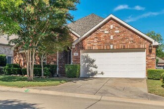 Building Photo - 967 Winged Foot Dr