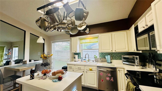 Photo - 3227 HERONS POINT CIRCLE, KISSIMMEE, Florida 34741 Apartment