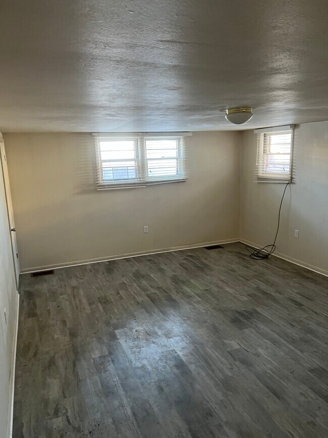Foto del edificio - 523 3rd St W