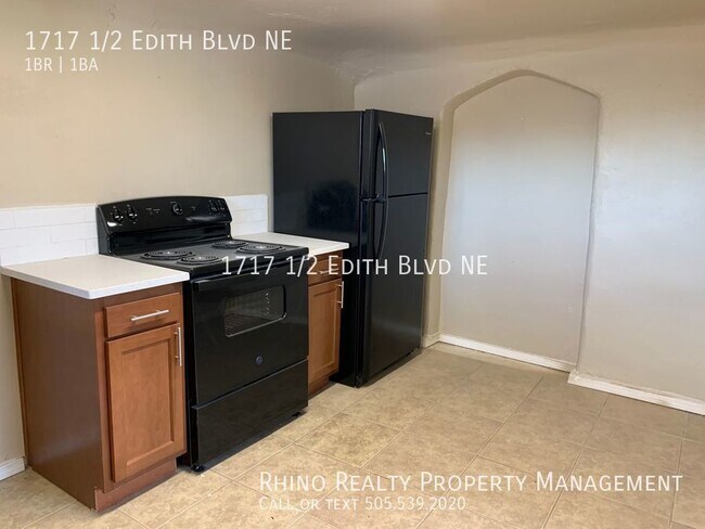 Foto del edificio - Lovely 1 Bedroom, 1 Bath Casita In The NE!