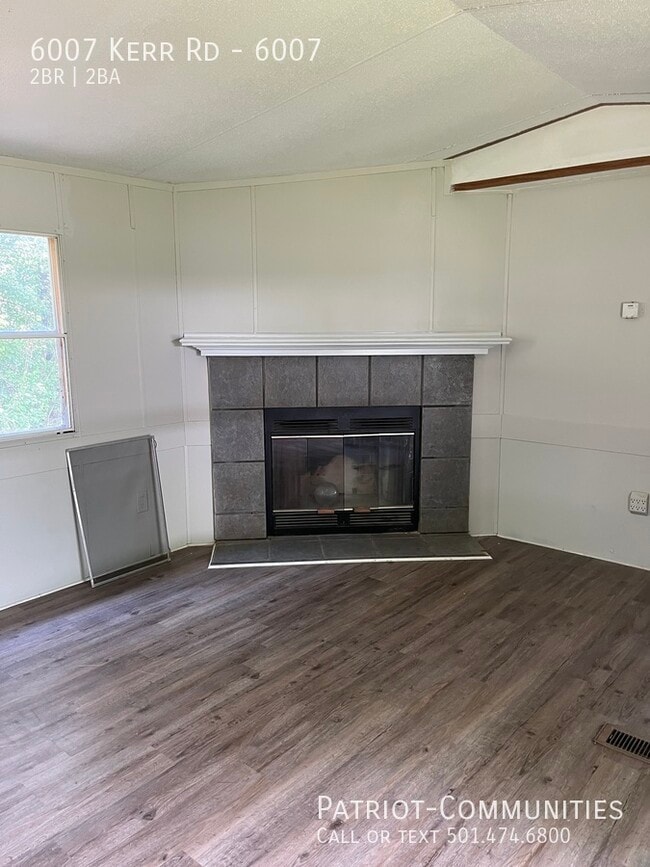 Building Photo - W 59th Street - 6007