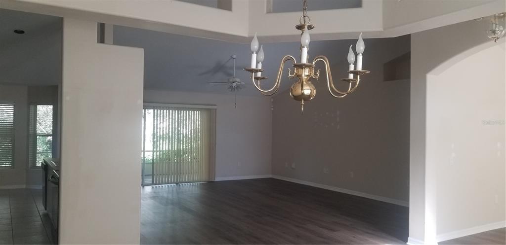 Foto del edificio - 388 Hinsdale Dr