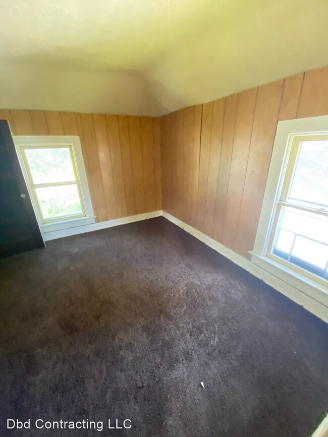 Building Photo - 3 br, 1.5 bath House - 3412 S Harrison St