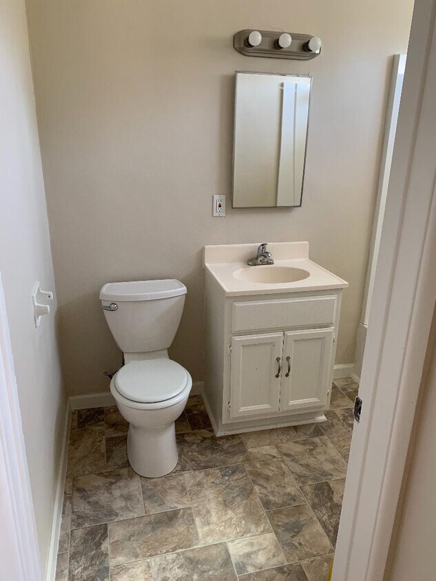 Foto principal - 10401 Bodger St