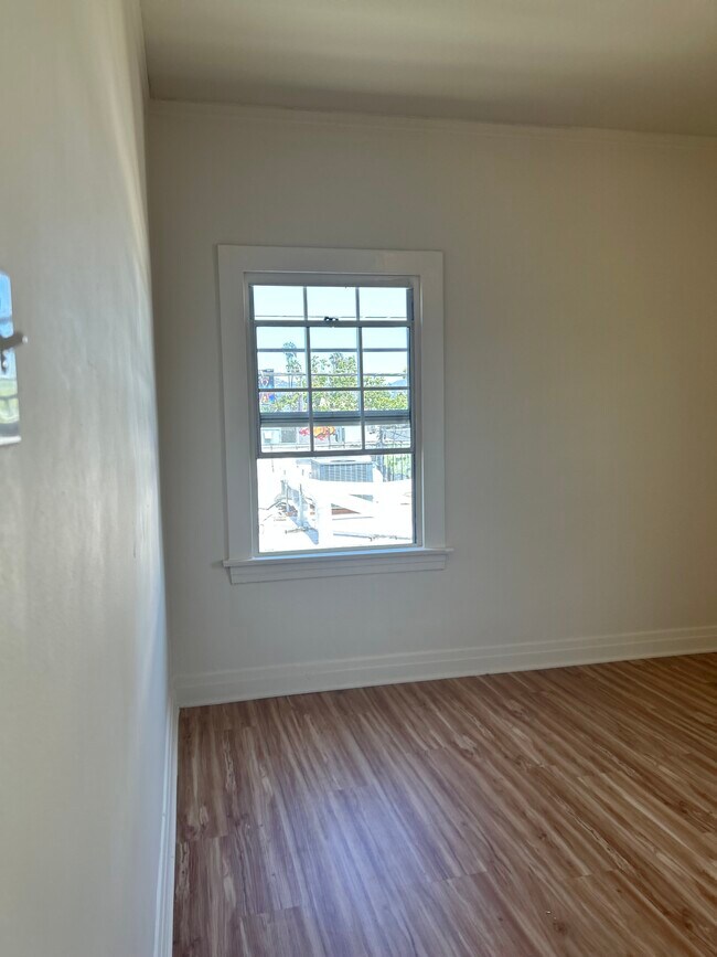 Foto del edificio - 642 N Vista St