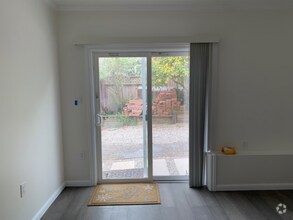 Building Photo - 45 Pinehurst Way