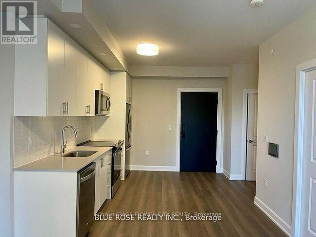 Building Photo - 3200-3200 William Coltson Ave