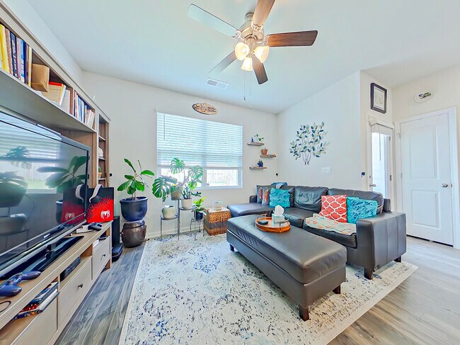 Foto del edificio - 882 Quaint Parish Cir