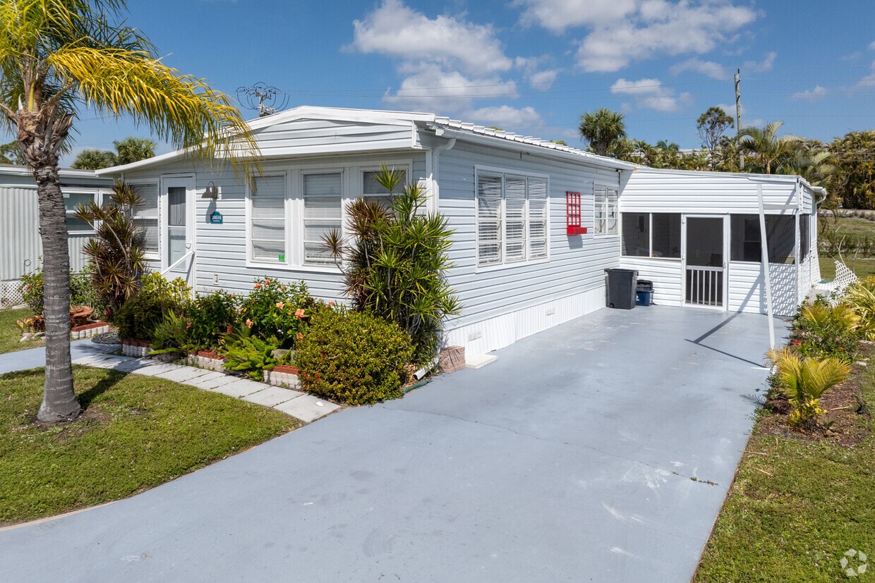 Primary Photo - Estero Bay Village