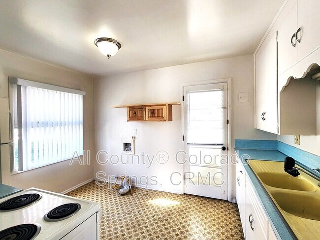 Foto del edificio - 212 N Logan Ave