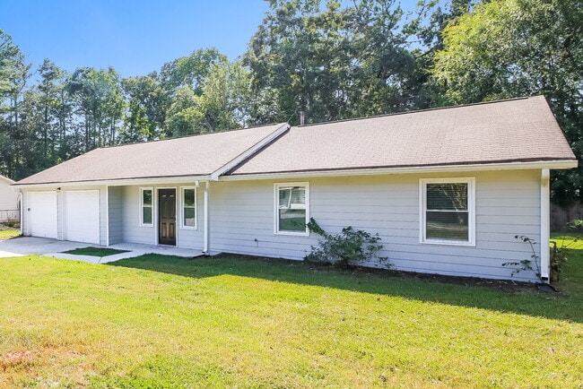 Building Photo - 4741 Cedar Lake Dr SE