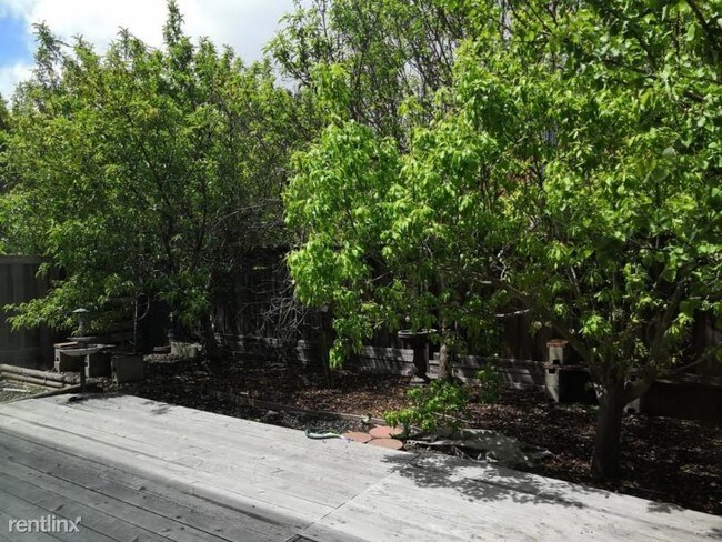 Building Photo - 5 br, 4 bath House - 4569 NILAND ST
