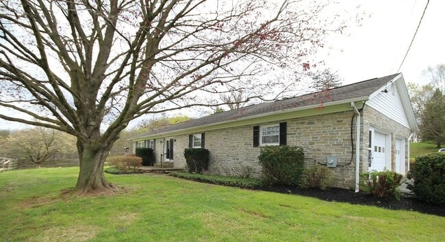 Building Photo - 2213 Allibone Rd