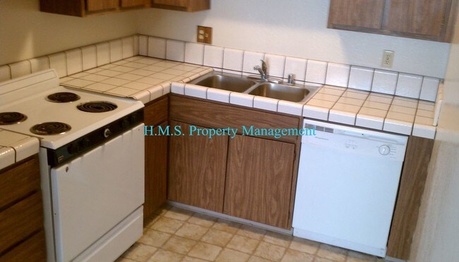 Building Photo - 16750 Barnell Ave