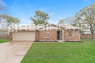 Building Photo - 913 Pepperidge Ct