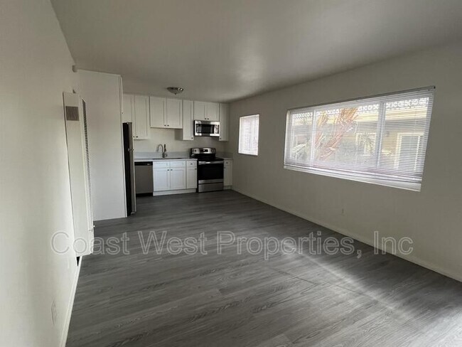Foto del edificio - 1361 Grand Ave