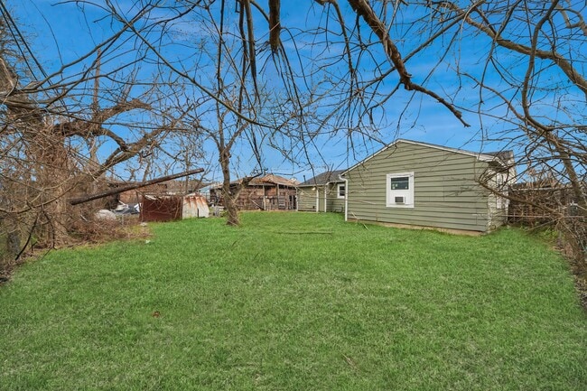 Foto del edificio - 10506 Sierra Dr