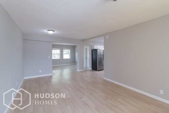 Building Photo - 4301 Pinewood Ave