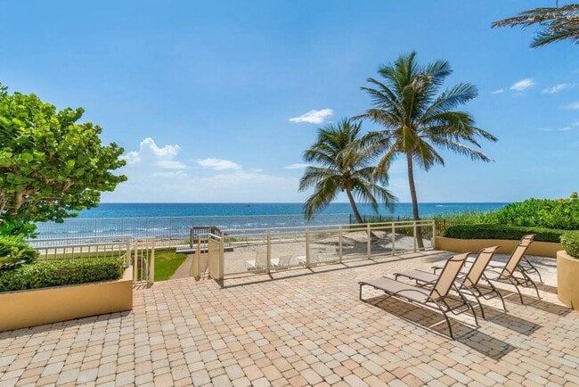 Photo - 1/1 Condo on the Beach