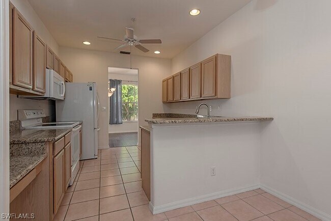 Building Photo - 2110 Arielle Dr