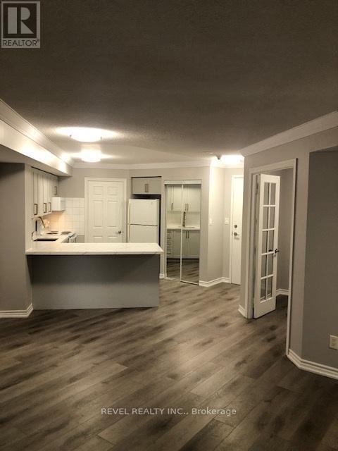 Building Photo - 3880 Duke of York Blvd