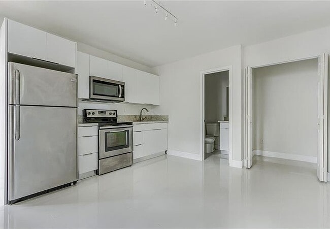 Foto del edificio - 5715 NW 6th Ave