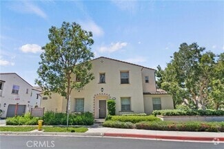 Building Photo - 78 Talisman