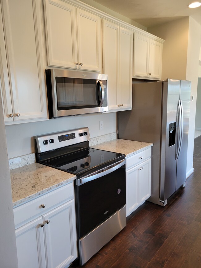 Building Photo - 4942 Warrior Dr