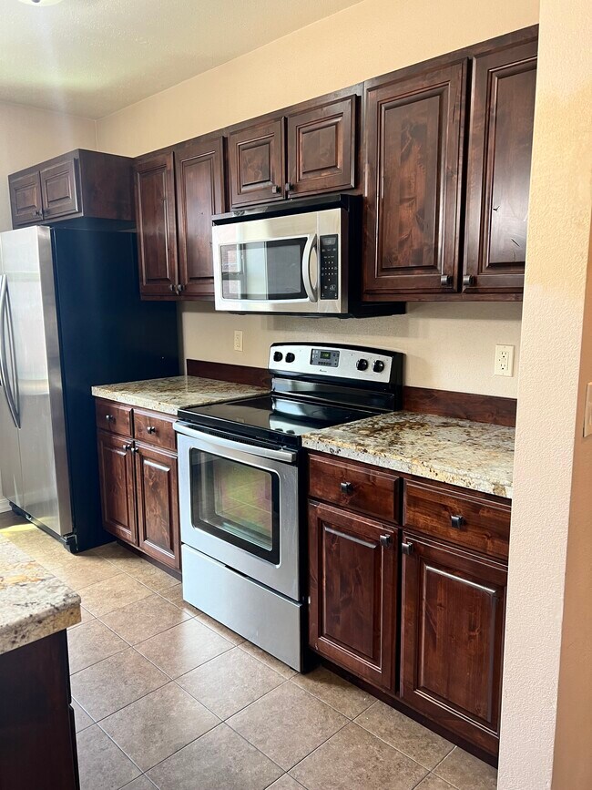 12 S Idaho St Unit 12 S Idaho Apt A, Butte, MT 59701 Condo for Rent