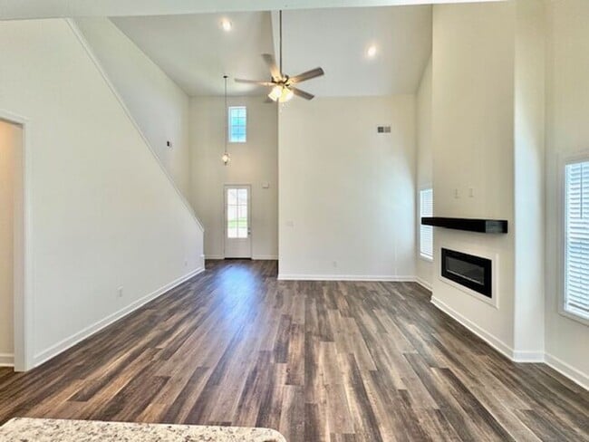 Building Photo - Move In Special! Now Leasing a Brand New 4...