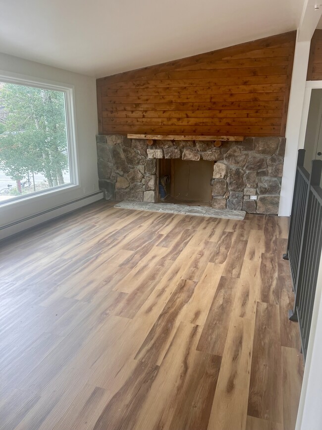 Living Room - New Fireplace to be installed - 16 Arrowhead Ct