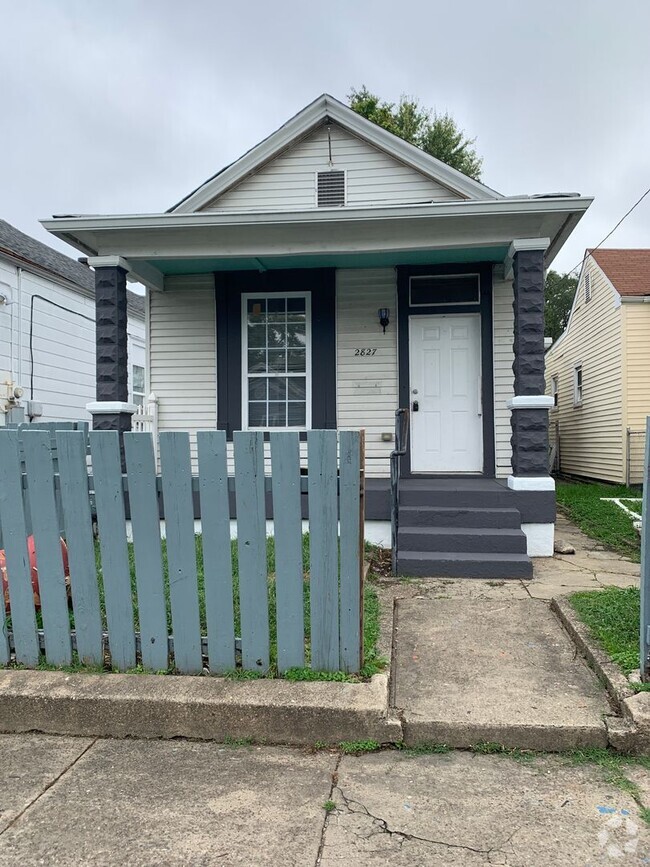 Building Photo - 2827 Slevin St