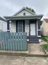 Building Photo - 2827 Slevin St