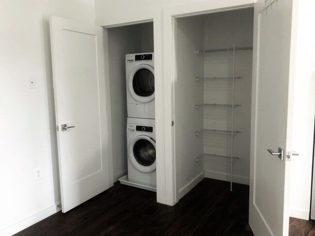 Interior Photo - 824 N Calvert St