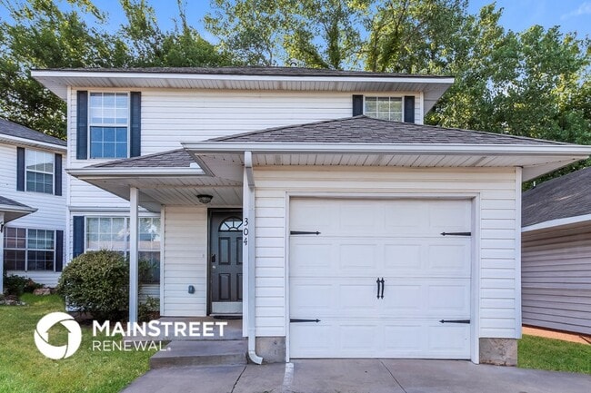 Building Photo - 304 Belmont Dr