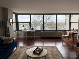 Building Photo - 3440 N Lake Shore Dr
