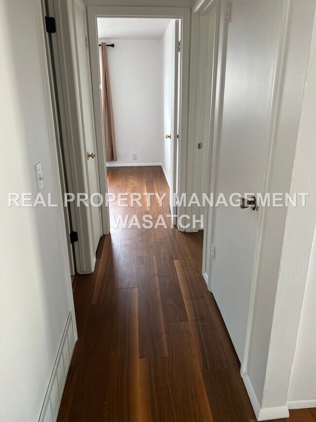 Building Photo - 265 E 5900 S