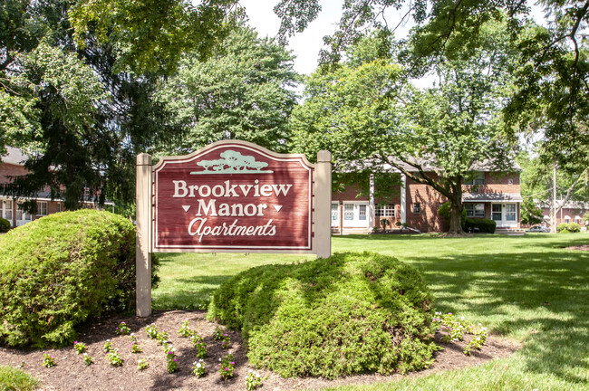 Building Photo - Brookview Manor Apartments, LLC