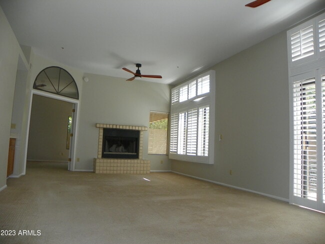 Foto del edificio - 9511 N 106th Pl