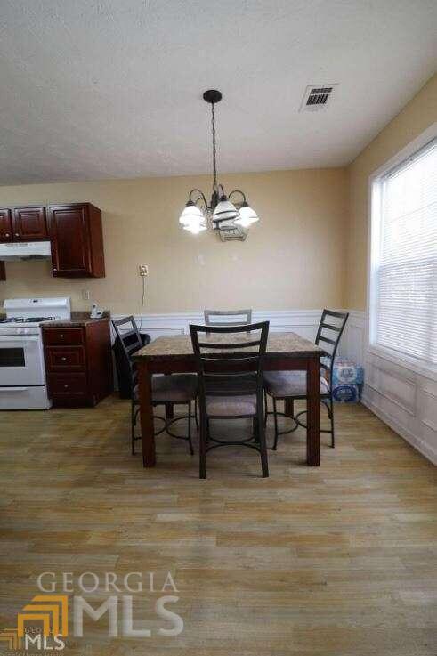 Foto del edificio - 4652 Grand Central Pkwy
