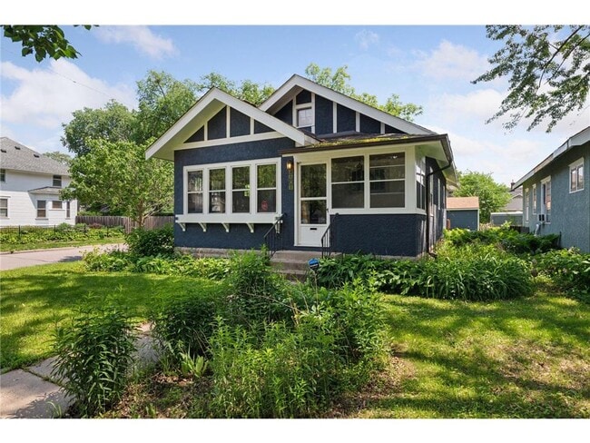 Building Photo - 4501 1st Ave S