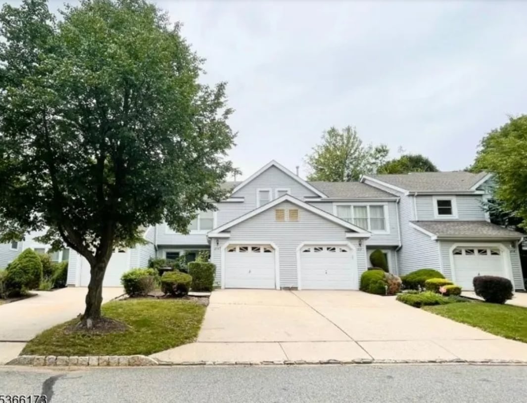 Primary Photo - 214 Manahan Rd